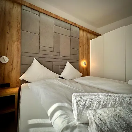 Mountain View Apartment
