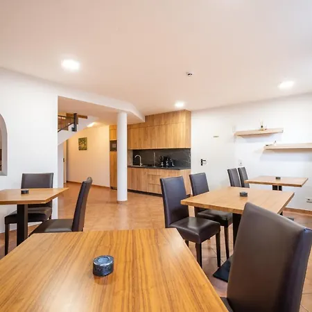 Mountain View Apartment